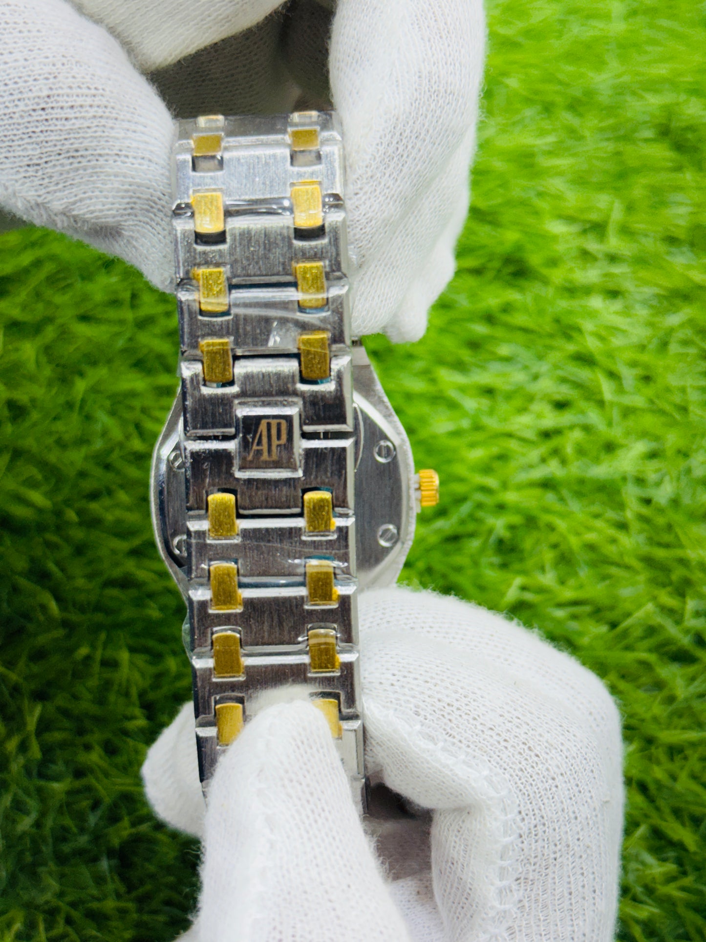GOLDEN BLACK COMBO
