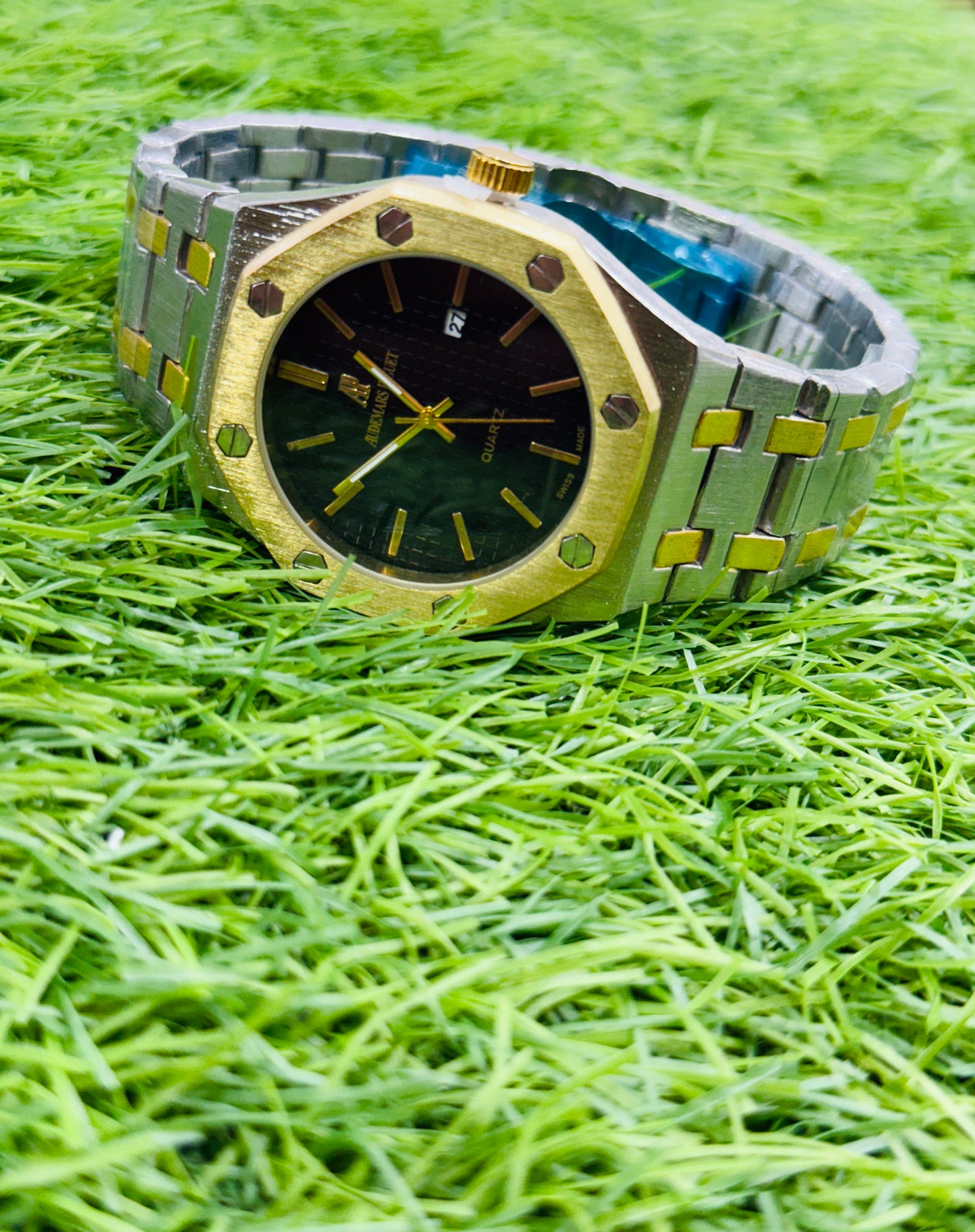 GOLDEN BLACK COMBO