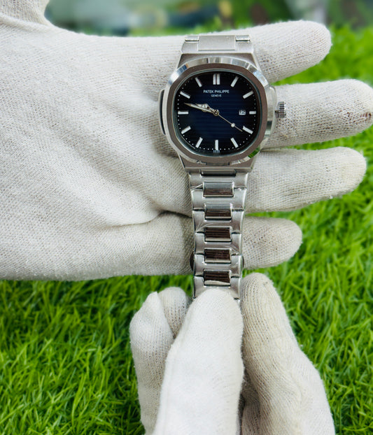 DARK BLUE DAIL
