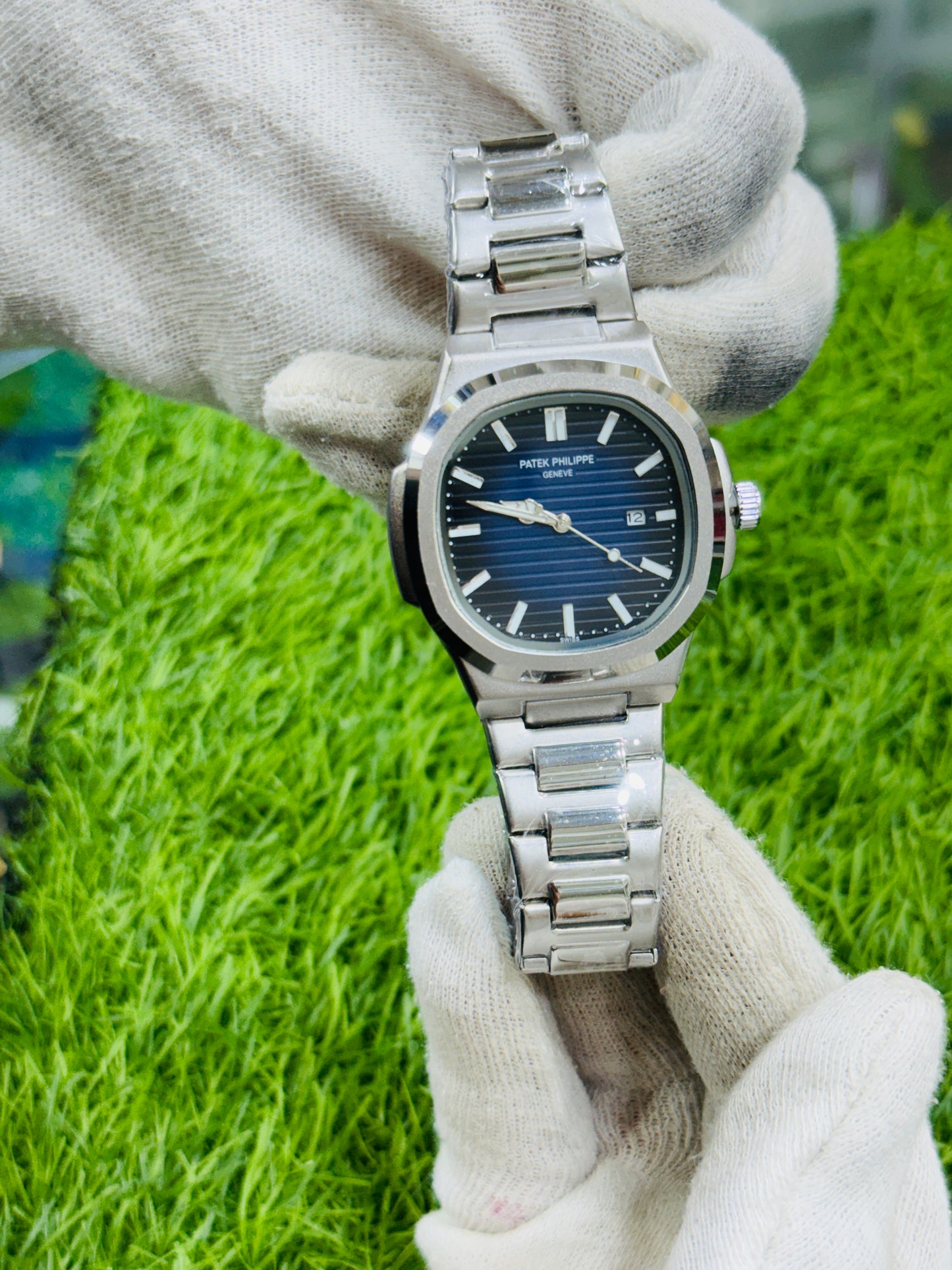 DARK BLUE DAIL